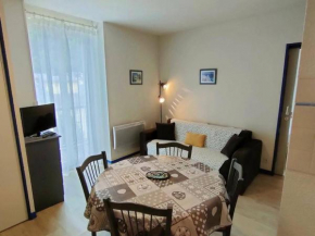 Отель Appartement Cauterets, 2 pièces, 4 personnes - FR-1-234-93  Котеретс